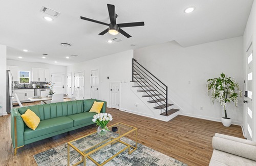 Northside Apartment | stylish townhouse