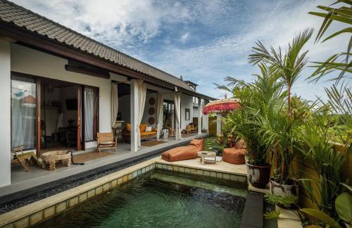 Cemagi Villa | Stylish Tropical Escape villa in Cemagi 2BR