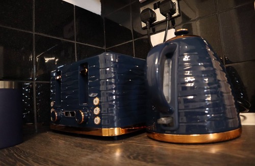 Olton Apartment | Stylish Urban Escape Near Nec, Airport, Hs2