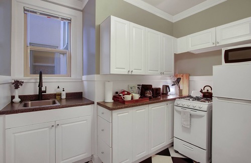 Broadway Apartment | Stylish urban getaway with rooftop views.