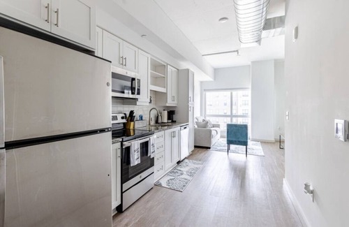 Rutledge Hill Apartment | Stylish urban retreat at Sentral SoBro in the heart of Nashville!