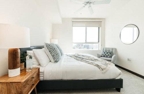 Los Angeles Apartment | Stylish Vibes 1BD in WEHO