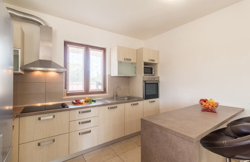 Stokovci House | Stylish villa * with swimming pool and grill, bicycles, free WiFi
