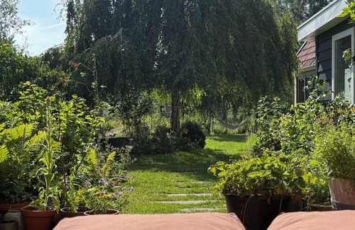 Landsmeer Villa | Stylish waterfront villa with luxurious private wellness, 5 min. From Amsterdam