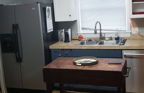 Fort Smith House | Stylish, welcoming 3 bedroom home right in the heart of Fort Smith