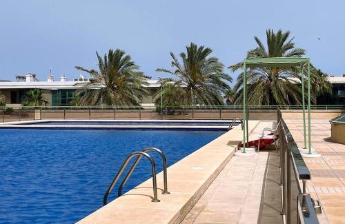 Alboraya Apartment | Stylish well-connected beachfront flat