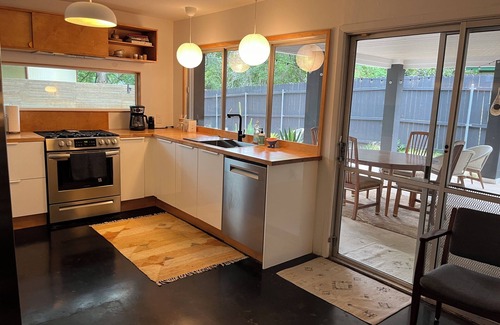 West Congress House | Stylish WEST CONGRESS home, Large yard, 2 Bedroom, work space, 31 DAY MINIMUM