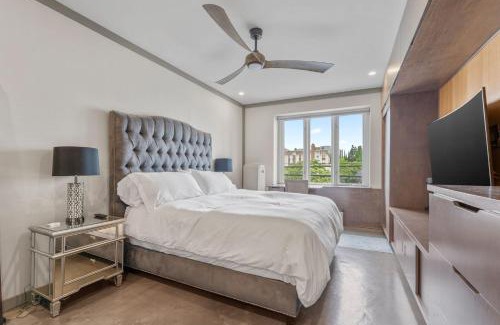 West Los Angeles Apartment | Stylish Westwood Condo, Near UCLA & Century City
