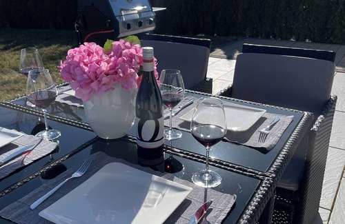 Beltheim Apartment | Stylish with a view of the countryside