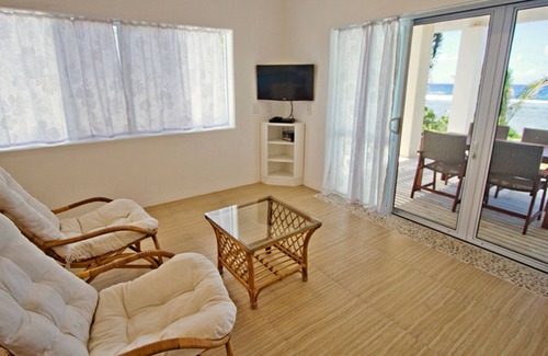 Matavera Villa | Stylishly Designed With A Romantic Seaside Location Villa