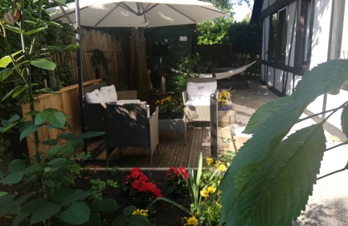 Borgfeld Apartment | Stylishly furnished apartment in a modern half-timbered house-children welcome!