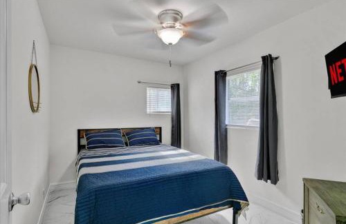 Lakeview  Jefferson County House | Stylishly Remodeled 2-Bedroom home in Orangefield