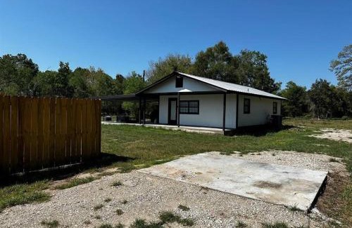 Lakeview  Jefferson County House | Stylishly Remodeled 2-Bedroom home in Orangefield