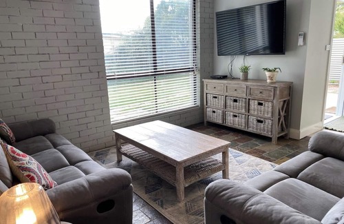 Orange East House | Stylishly renovated bungalow