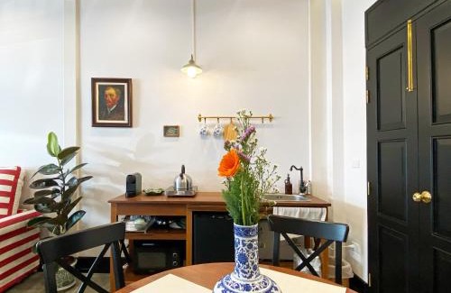 Chakkrawat House | Stylist Siamese Design House Steps To Chinatown - Self Check In