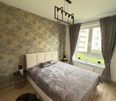 Nysa Apartment | Stylowy apartament z ogródkiem i tarasem