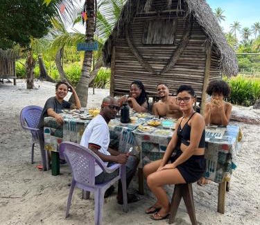 Arembepe Bed & Breakfast | Suíte Beija-flor