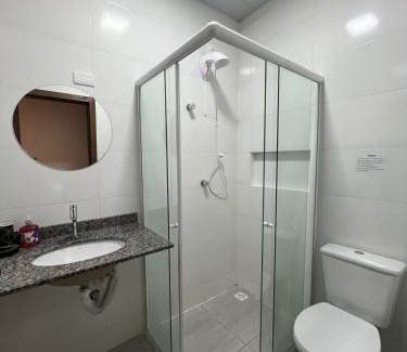 Velha House | Suíte com BWC PRIVATIVO Com AR Ao Lado da Vila Germânica Oktoberfest