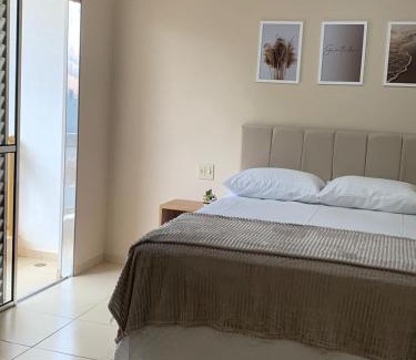 Sao Jose do Rio Preto House | Suíte de Casal Privativa com Sacada