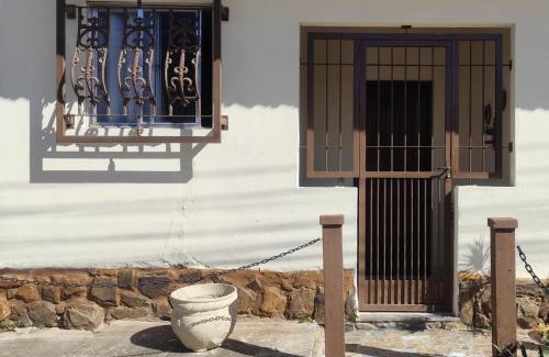 Miguel Pereira House | Suíte Estação da Paz