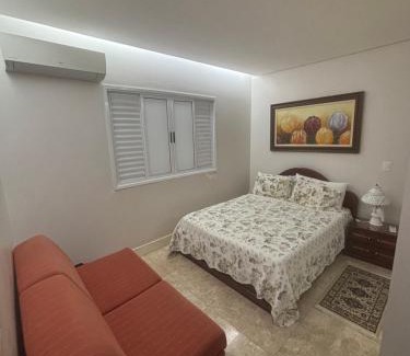 Brasilia House | Suíte Home Office no Cruzeiro