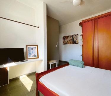 Acarau Bed & Breakfast | Suíte Ita no Bairro Itaguá!