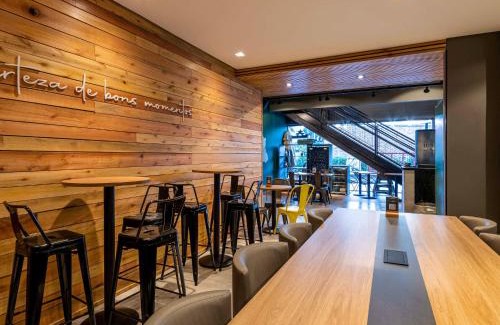 Florianopolis Apartment | Suíte Master em Hotel Florianópolis