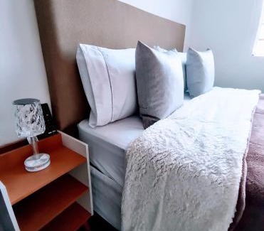 Vila Telma House | Suíte Nosso Abrigo - Jaguaribe 2km do Capivari