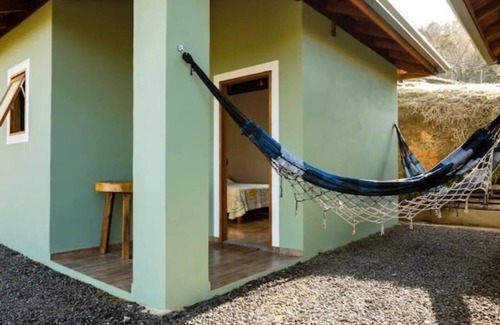 Monteiro Lobato Ski Chalet | Suíte Para Pernoite em Meio a Zona Rural de Monteiro Lobato - Desconecte-se