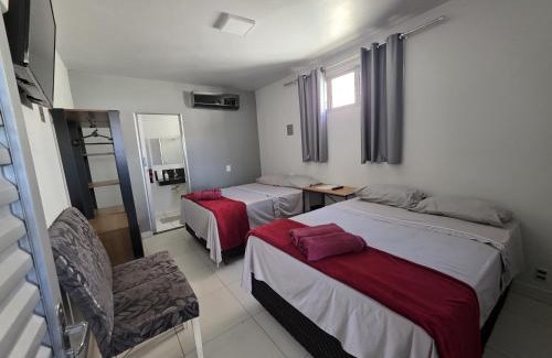 Goiania Villa | Suíte Privativa Climatizada Mobiliada com Garagem e Wi-Fi 3