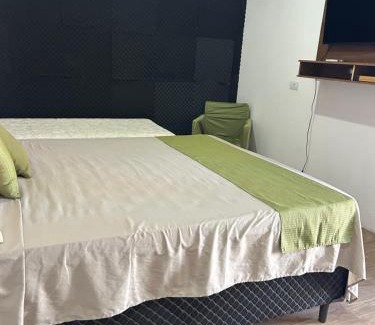 Socorro House | Suíte Refúgio das Suculentas Master Confort