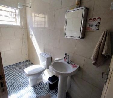 Sao Pedro House | Suíte separada da casa principal