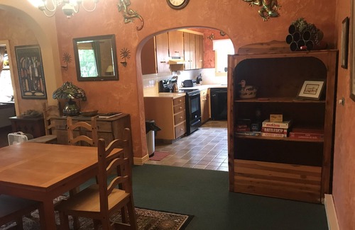 St. Ignatius House | SU CASA private home under the Mission Mountains pets allowed