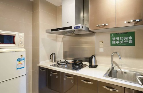 Jeifangbei Central Business District Hotel | Su Man Designer River View Hotel