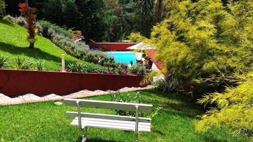 Nogueira House | Su Paradise Villa Chalés e Suítes