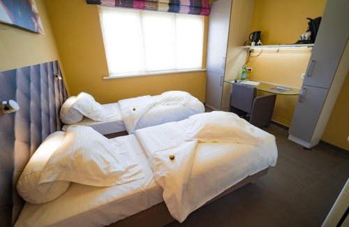 Strop Bed & Breakfast | Su'ro Bed and Breakfast