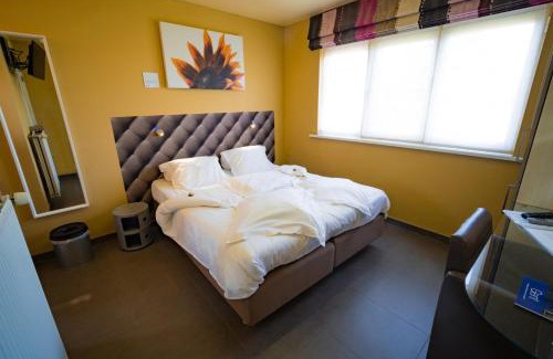 Strop Bed & Breakfast | Su'ro Bed and Breakfast