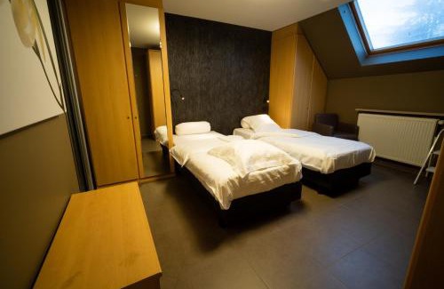 Strop Bed & Breakfast | Su'ro Bed and Breakfast