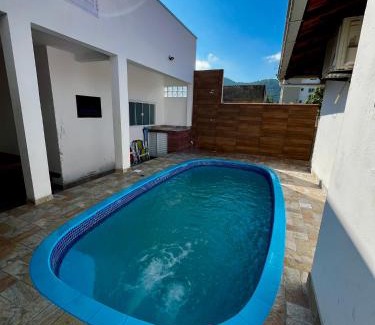 Praia da Armacao do Itapocoroi House | SUA CASA DE FÉRIAS 5 MINUTOS a pé do BETO CARRERO!