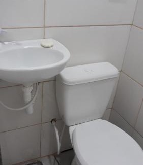 Centro de Vila Velha Apartment | Sua Kitnet na Praia 12 Atenção PEQUENA Só prá dormir Ambiente Familiar Ar Cond TV Microondas Frigobar Internet Centro