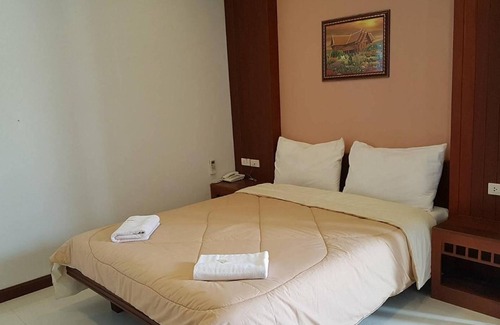 Suphan Buri Hotel | Suanrak resort