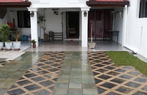 Subang Jaya House | Subang Homestay in USJ 2 - Subang Jaya