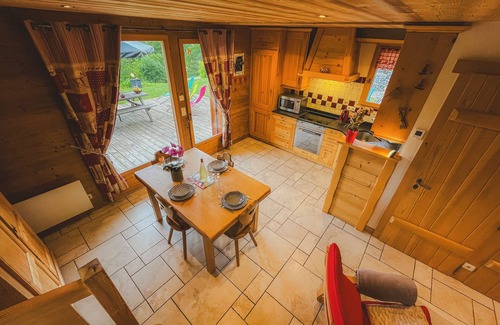 Manigod Ski Chalet | Sublime 3-star Savoyard chalet "Le grenier de Chalmont"