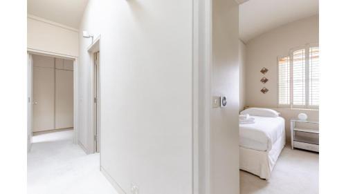 Knightsbridge and Belgravia Apartment | Sublime 4BD House behind V&A South Kensington