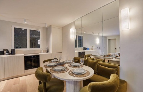 Paris City Center Apartment | Sublime and New Apartment Louvre Palais-Royal