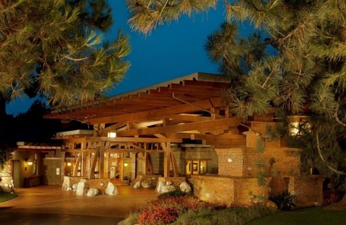 Torrey Pines Hotel | Suburban Charm! Golf Course View, Pet-friendly, Full-service Spa, Outdoor Pool!