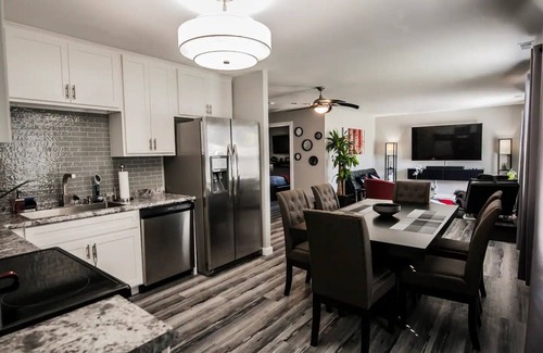 St. Peters House | Suburban Dream 3-Bedroom Home - 18 mins to STL