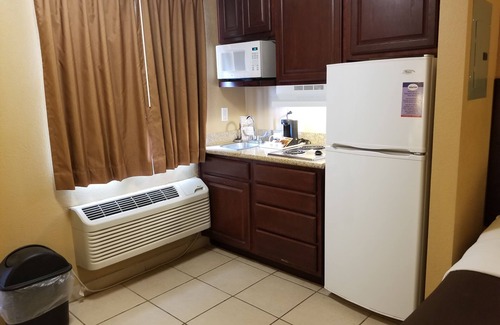 Alamogordo Hotel | Suburban Studios Alamogordo