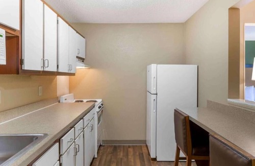 Cary Hotel | Suburban Studios Cary – RDU Airport