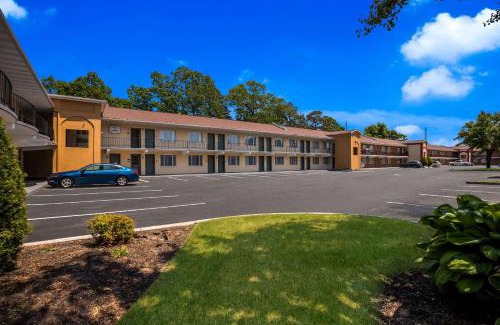 Millville Hotel | Suburban Studios Millville